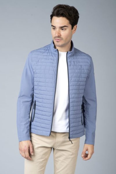 Cazadora super ligera azul claro