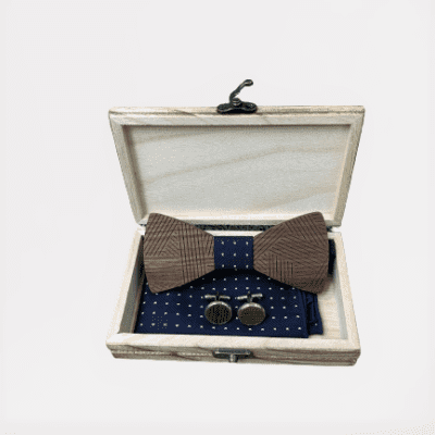 Pajarita madera lisa con vivo en azul